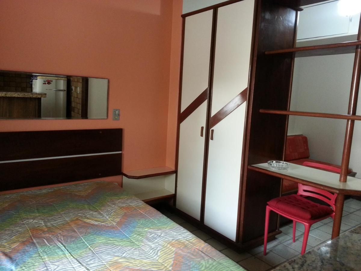 Appartamento Pequeno e Completo na Orla Salvador Esterno foto
